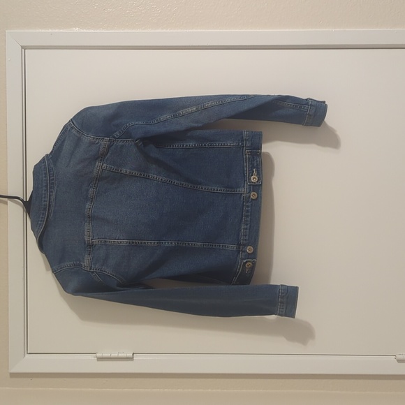 Jean jacket - Picture 4 of 4